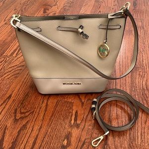 Michael Kors bucket bag